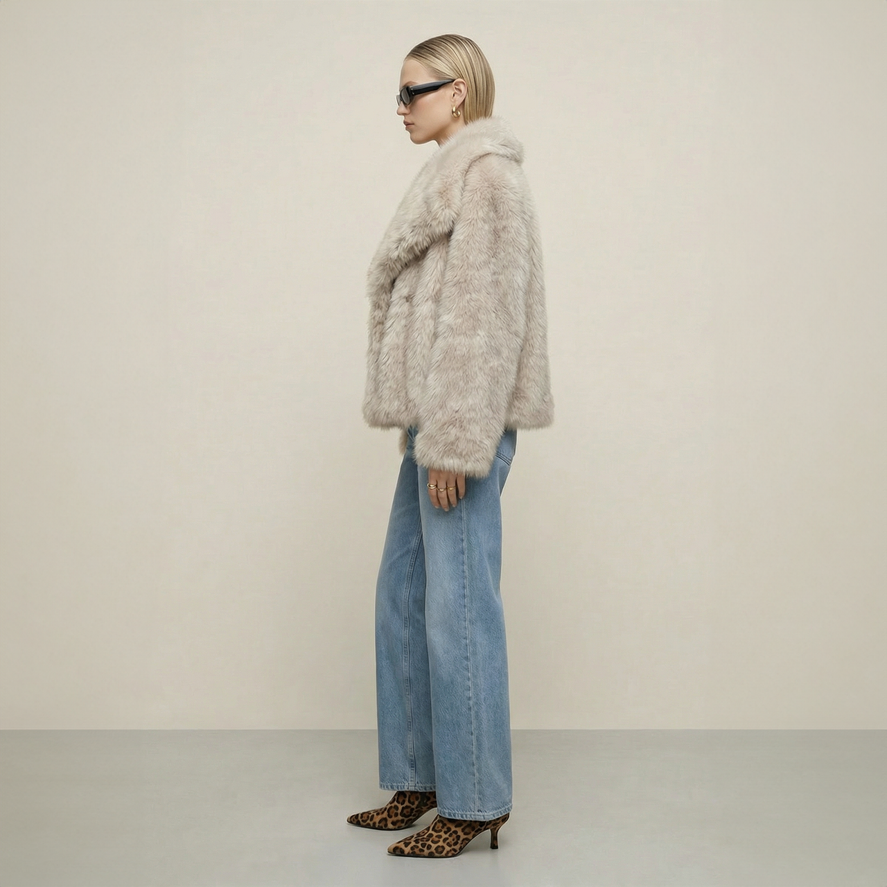 Short faux-fur jacket